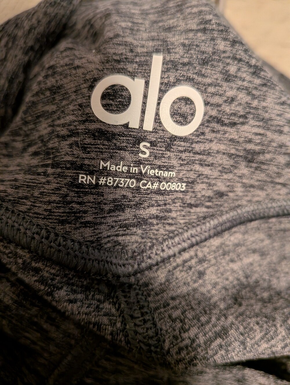 Alo Yoga Alosoft High Waist 7/8 Highlight Legging - Picture 7 of 7
